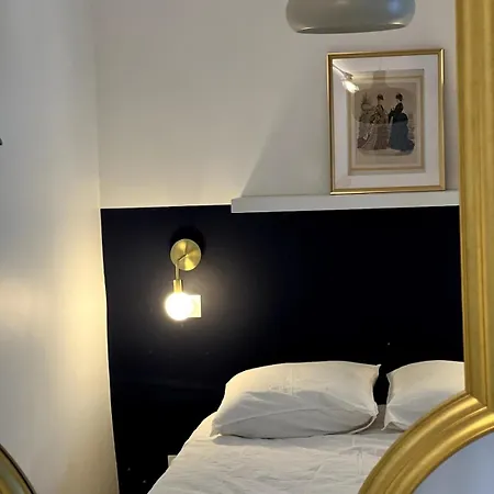 La Petite Paroisse * Versailles